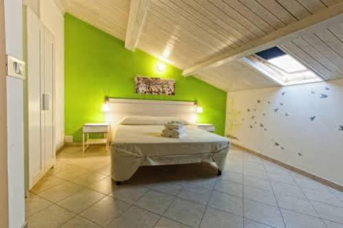 Civico 64 Bed & Breakfast In Mansarda パルミ エクステリア 写真